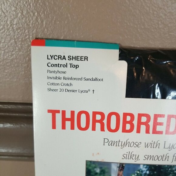 Vintage Thorobred For Her Pantyhose with lycra for a silky, smooth fit. Tuxedo B - Picture 4 of 4